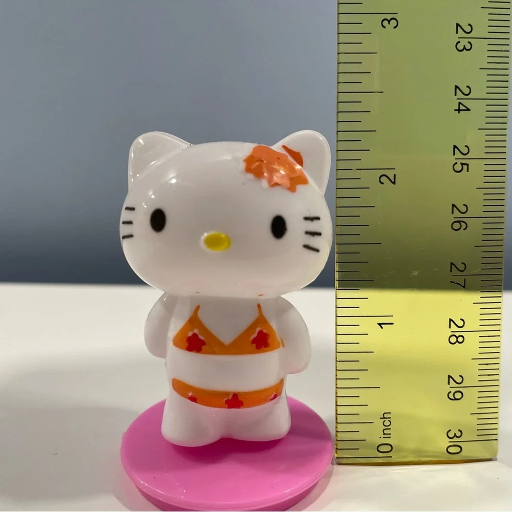 Cute Hello Kitty Mini Plastic Figurines Cake Toppers Set of 5 for women / girls